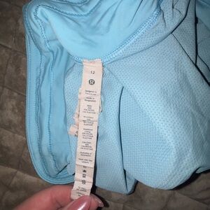 Lululemon Find You Pace HR Shorts 3”- Size 12